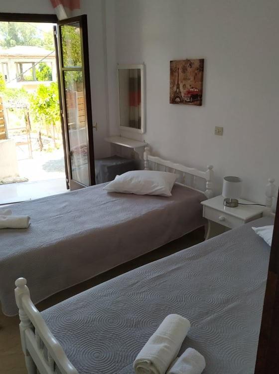 Nancy'S Rooms Gouvia Exterior foto